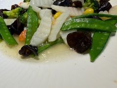 -吴记酱骨炖菜馆(西大直街店)