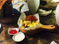 -HIGH FIVE哈福手工汉堡(桂林路店)