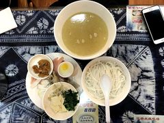 -建新园过桥米线(宝善街店)