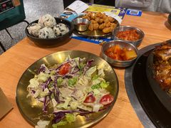 -肥肥虾庄·金牌油焖大虾(杨园滨江时代walk店)
