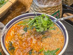 -云阿蛮云南生烫牛肉米线(奉贤路店)