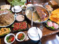 -乡土黄·鲜牛肉火锅·小龙虾(兴业街店)