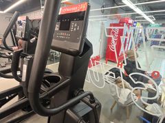 -乐刻健身铁馆(灯市口店)