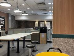 -麦当劳(东大桥店)