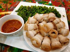 -闯关东东北农家菜(崂山石老人店)