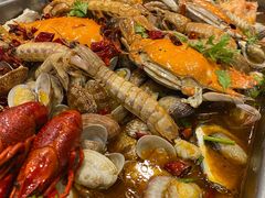 -老东镇啤酒屋海鲜加工·蒸汽海鲜·海鲜烧烤(台东店)