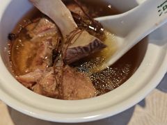 -年辉渔村·非遗传承餐厅(新丰江店)