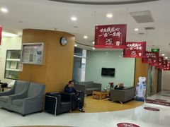 -雅悦齿科(顾村公园店)