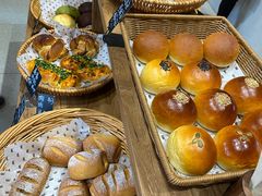 -沁屋面包店(人民东路店)