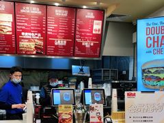 -The Habit Burger Grill 哈比特汉堡(爱琴海店)