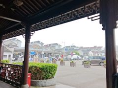 -新场古镇-停车场