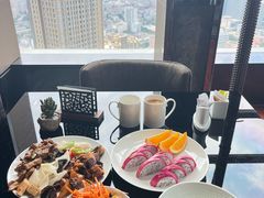 -唐拉雅秀酒店-西锦汇空中BBQ·思创餐厅