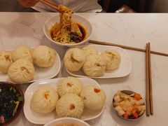 -李与白包子铺(桐梓林店)