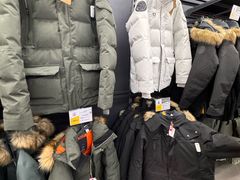 -迪卡侬(西三旗店)