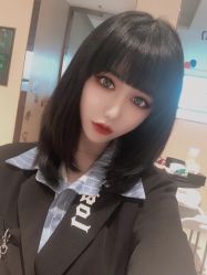 -BULB STUDIO 巴柏明星发型工作室