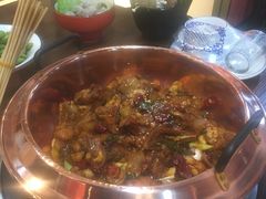 -虾弄弄海派小龙虾·牛羊蝎子火锅