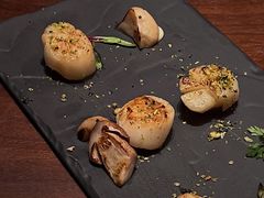 扇贝-恰餐厅及酒吧 CHAR Bar & Grill (北京丽都皇冠假日店)