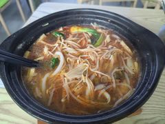 -砂锅米线