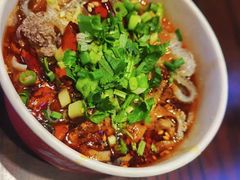 老北京爆肚粉-方砖厂69号炸酱面·烤鸭(前门鲜鱼口店)