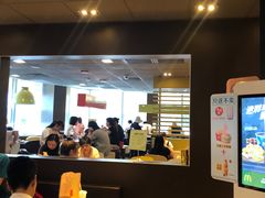 -麦当劳(南京路2店)