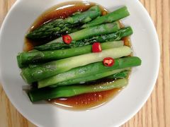 白灼芦笋-江小鲀河豚馄饨(日月光店)