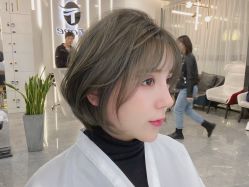 -AYO SALON