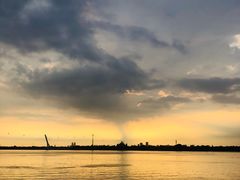 -人民防洪胜利纪念塔