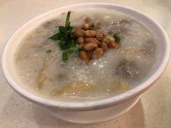 -香港新发烧腊茶餐厅(万象店)