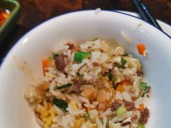牛肉炒饭-凤兴鸡煲(宝安海雅店)