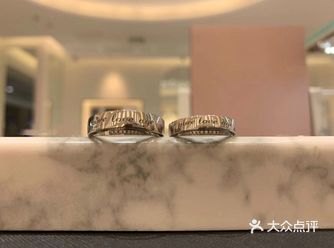 从校园到婚纱 你是否还记得青春时的那份悸动
