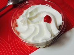 -红宝石·鲜奶小方·海派西点房(南丹店)