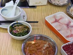 -杨老板·海鲜集市火锅·鲜切牛肉(中防万宝店)