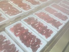 -来龍儿鲜切牛肉自助老火锅
