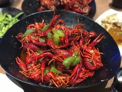 -沪小胖小龙虾(淮海中路旗舰店)