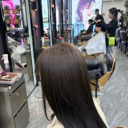 -藤野造型烫染·漂发