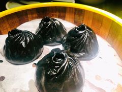 黑松露小龙包-蝴蝶里·粤菜·点心(龙湖天街&滨江店)