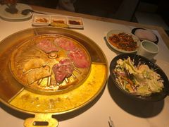 -猪啊牛呀羊啊铜盘烤肉(正大广场店)