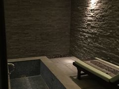 -三亚湾海居铂尔曼度假酒店