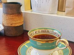 -Café Monson