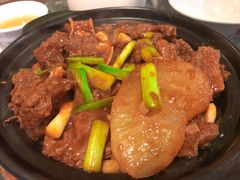 萝卜炖牛腩煲-农汤老店(顺联公园里店)