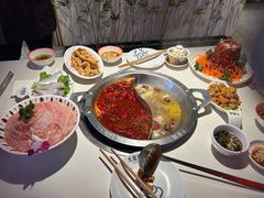-大龙燚火锅(天安云谷店)