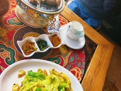 -蒙亨·手把肉·蒙古包文化主题餐厅(天恒广场店)