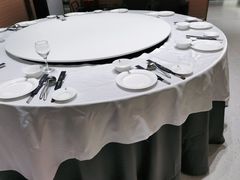 -红鼎豆捞·非遗鲍皇汤火锅(宝丰路店)