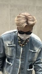 -V8潮牌·接发烫染连锁