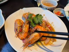 -大头虾越式风味餐厅(光明广场店)
