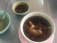 炖鸡爪-红大哥水门鸡饭(總店)