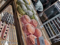 -奈雪的茶(亨特国际广场店)