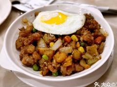 免冶猪肉饭-喜莲咖啡