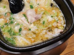 -阿香米线(大唐西市大润发店)