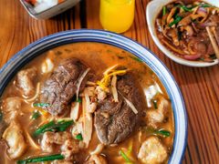 精选雪菜牛腱子面-陈八两面家(华孚写字楼店)